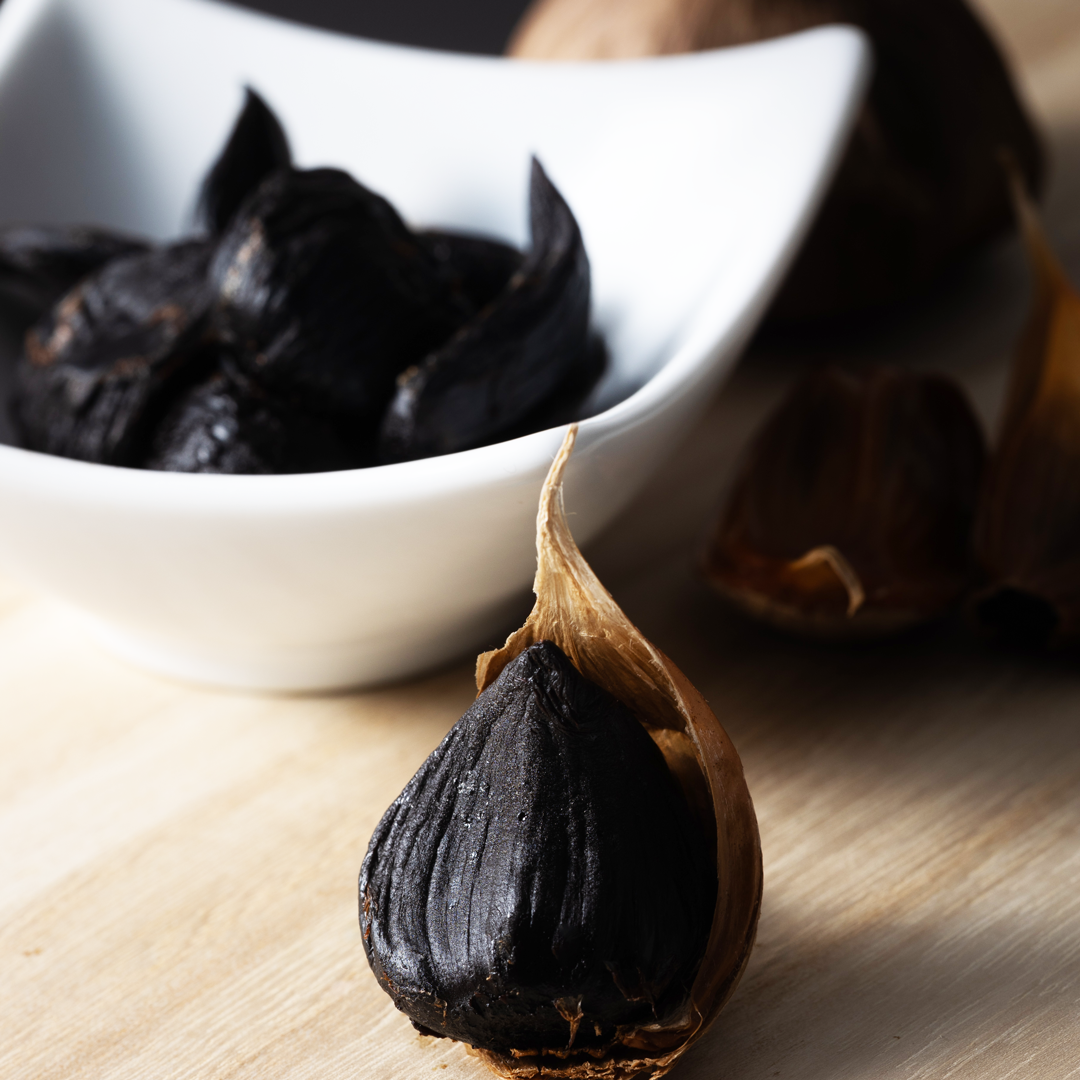 黒にんにく 〜縁熟 〜 青森県産ホワイト六片 200g